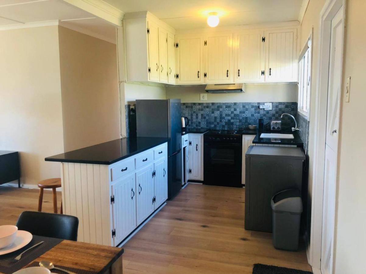2 On Third Avenue Apartment Hermanus Exterior photo